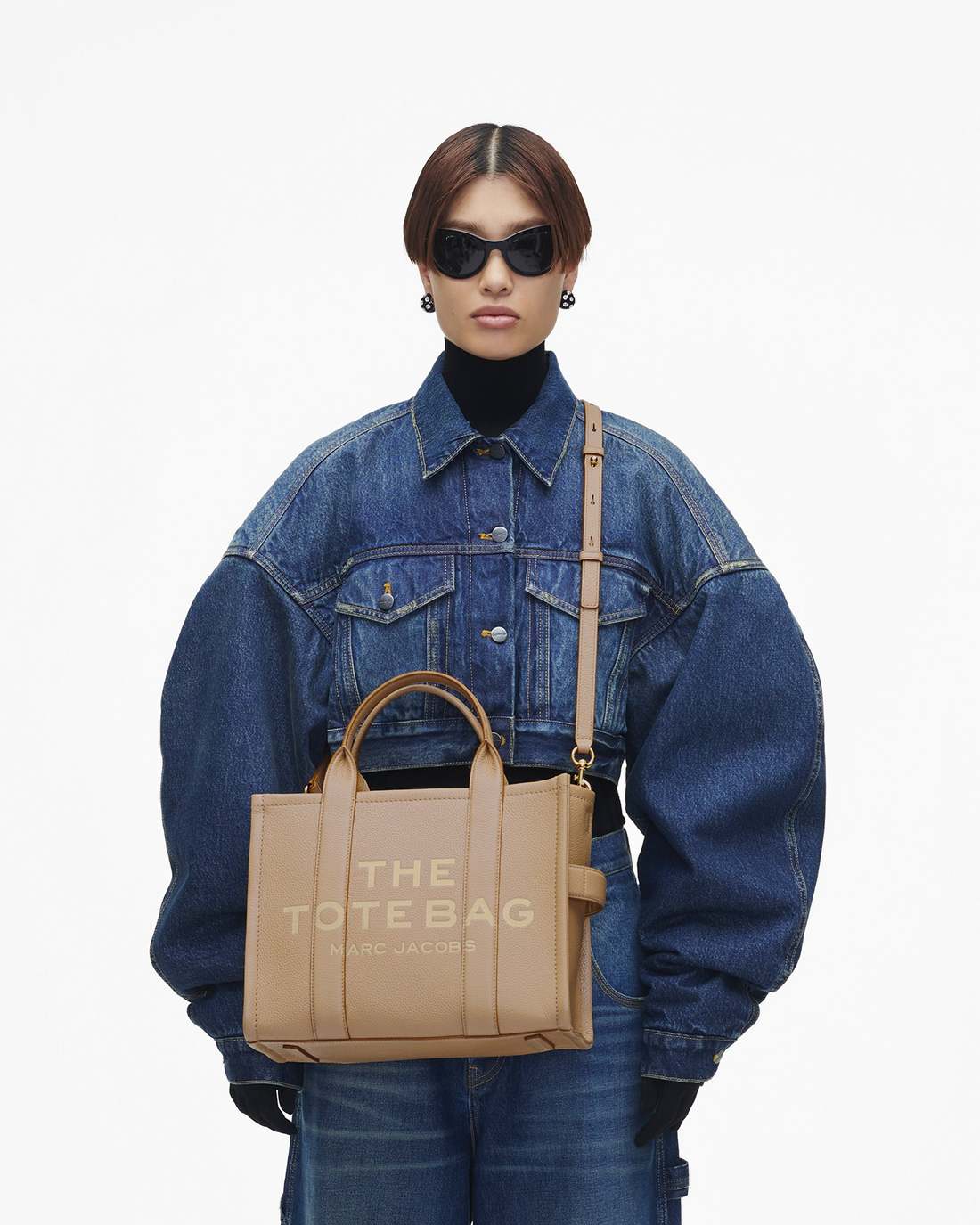 Marc Jacobs The Leather Medium Tote Bag Camel