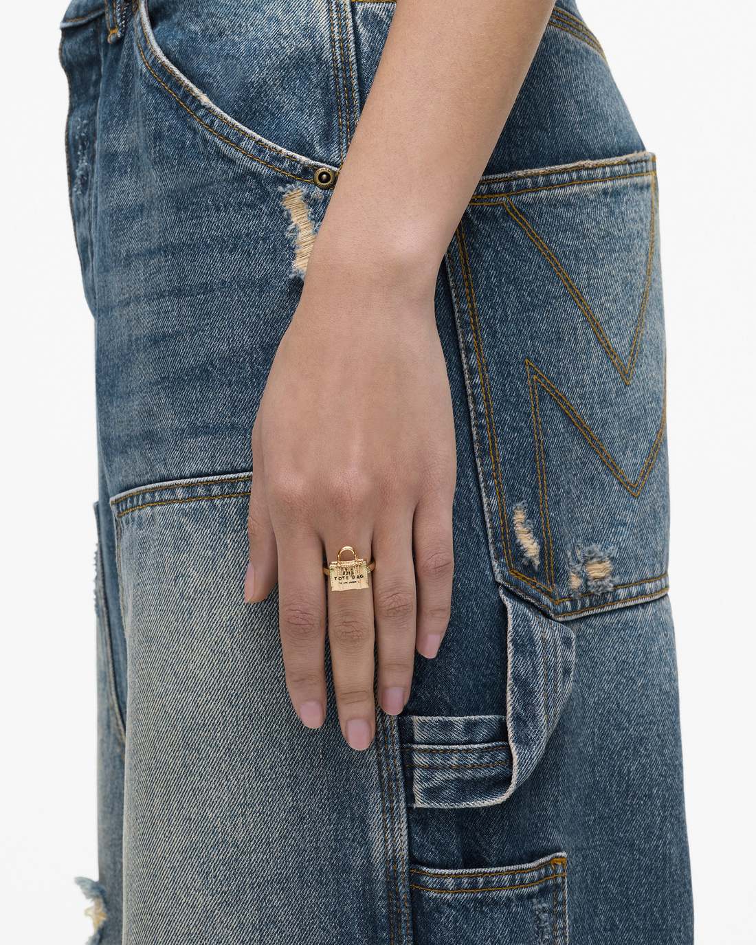 Marc Jacobs The Tote Bag Ring Light Antique Gold