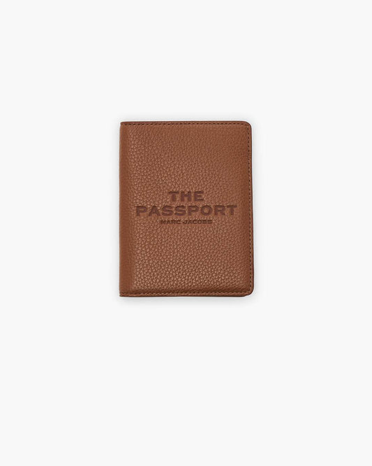 Marc Jacobs The Passport Case Argan Oil